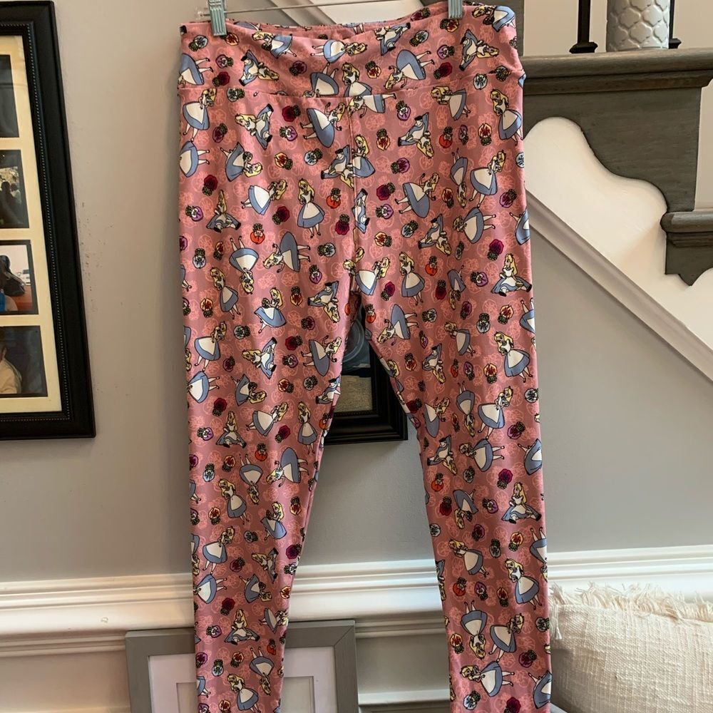 LuLaRoe Alice In Wonderland Leggings sz TC2 18/20 NWOT